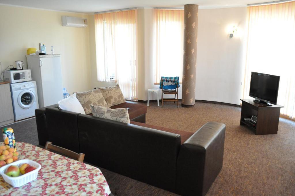 St. George Apartments 네세부르 객실 사진
